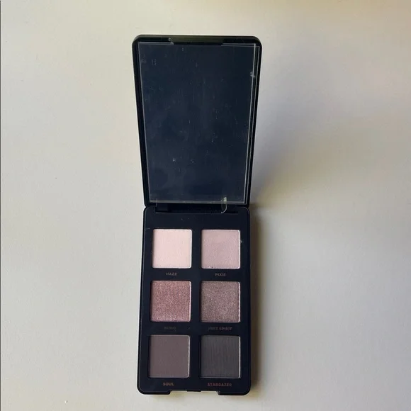bareMinerals Gen Nude Eyeshadow Palette in Rose - Picture 2 of 16